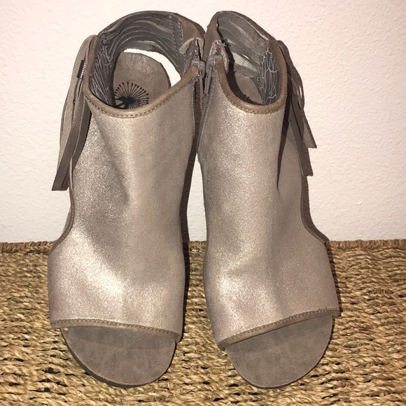 OTBT Free Spirit Fringe Bootie - Picture 9 of 15